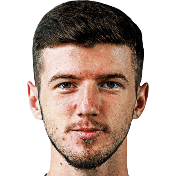 佩塔尔·苏契奇